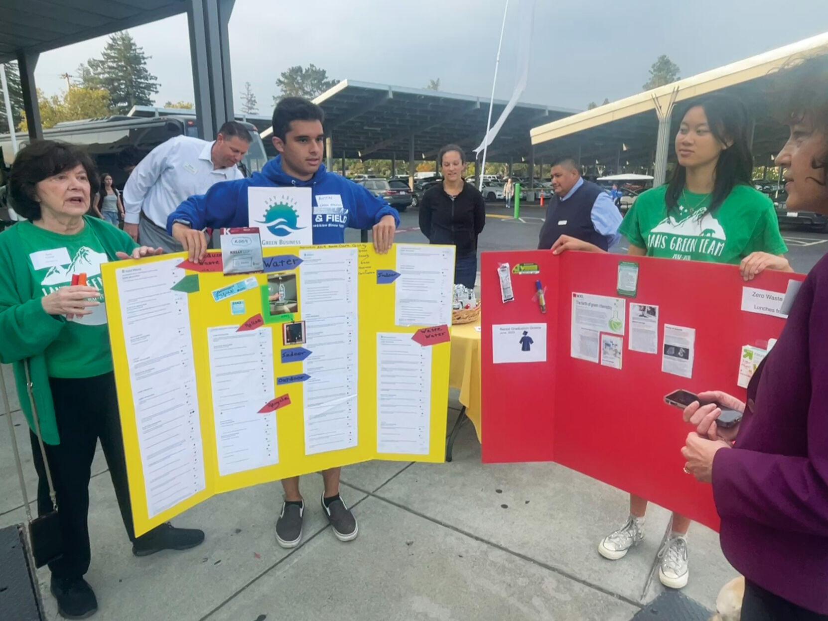 Los Altos High was featured as a stop on the U.S. Department of Education’s Green Strides Tour last week. Members of the school’s Green Team shepherded officials to stations with presentations on various sustainability efforts.