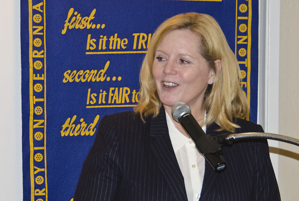 Santa Clara County Sheriff Laurie Smith speaks at a past Rotary Club of Los Altos event.