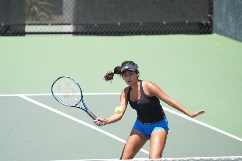 Los Altos sophomore Bella Mariona playing in the 2023 CCS tennis tournament.