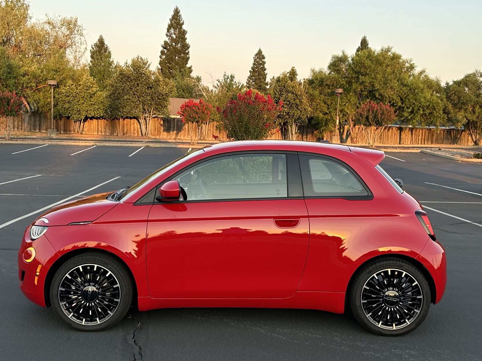 The Fiat 500e produces 117 horsepower and a 42kWh battery.