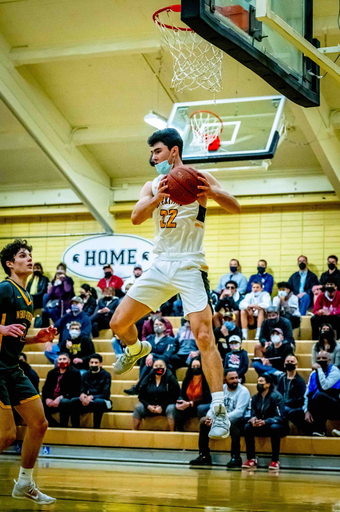 Mountain View High’s Patrick Kane pulls down a rebound in Thursday’s CCS semifinal game.