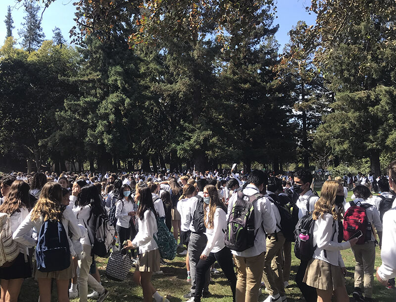 St. Francis High students congregate at Cuesta Park after a bomb threat made Oct. 5, 2021.