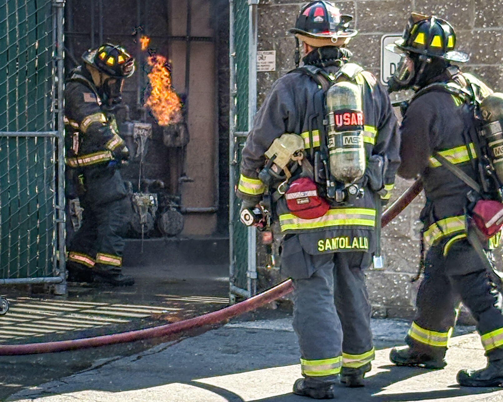 MV Fire crews quickly extinguishes commercial structure fire