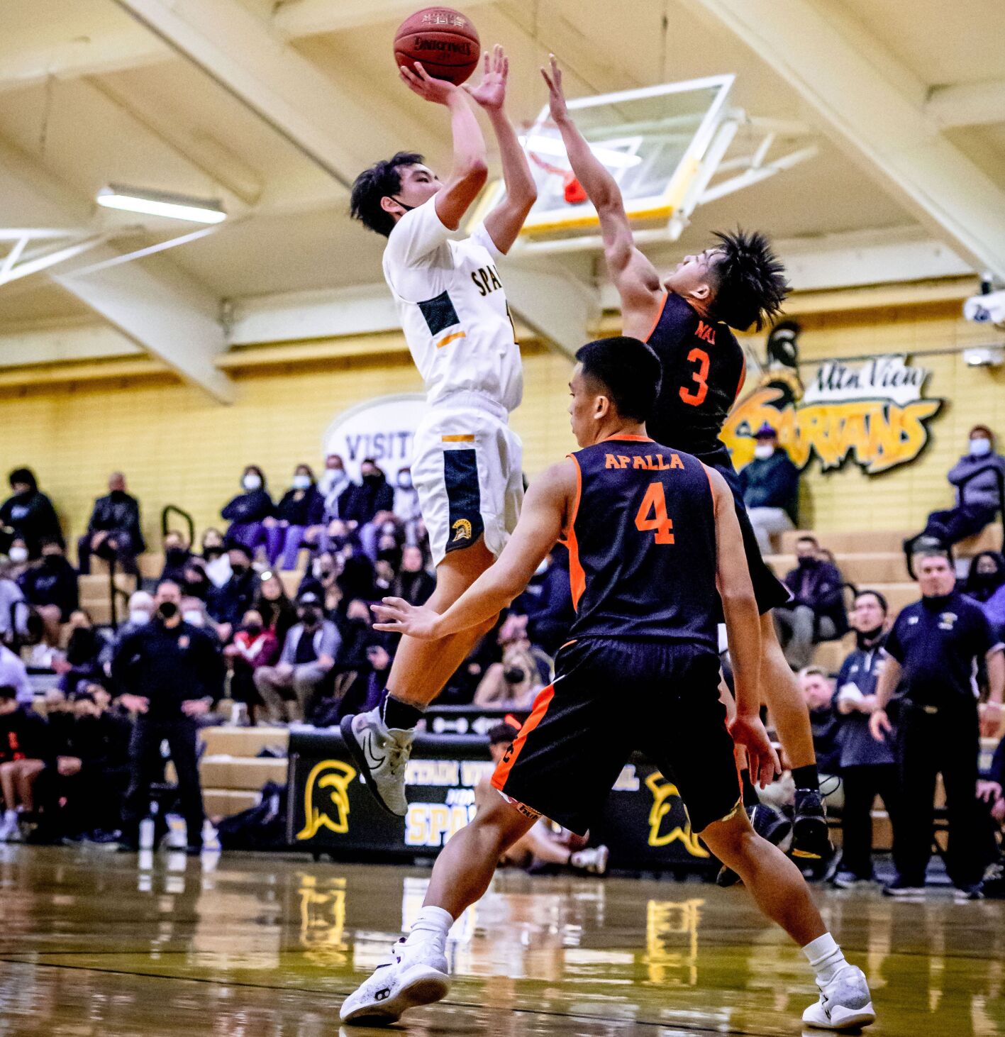Mountain View’s Joey Peir, shooting in the CCS playoffs, scored a team-high 14 points in Thursday’s NorCal loss.