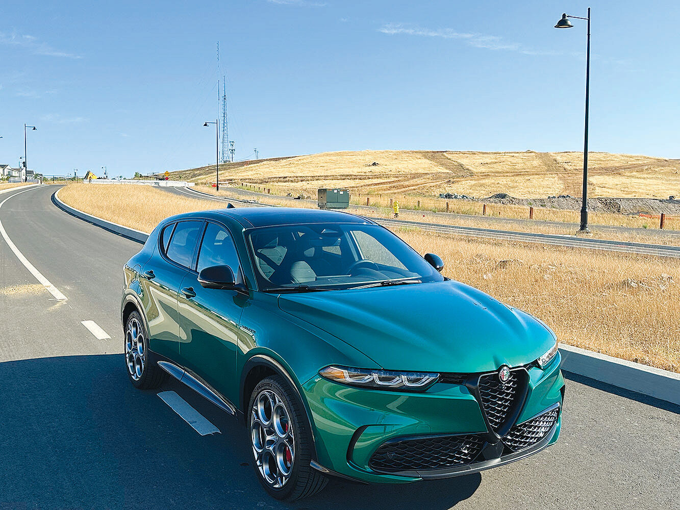 The 2024 Alfa Romeo Tonale is a plug-in hybrid with major horsepower, but the car leaves something to be desired when it comes to handling.